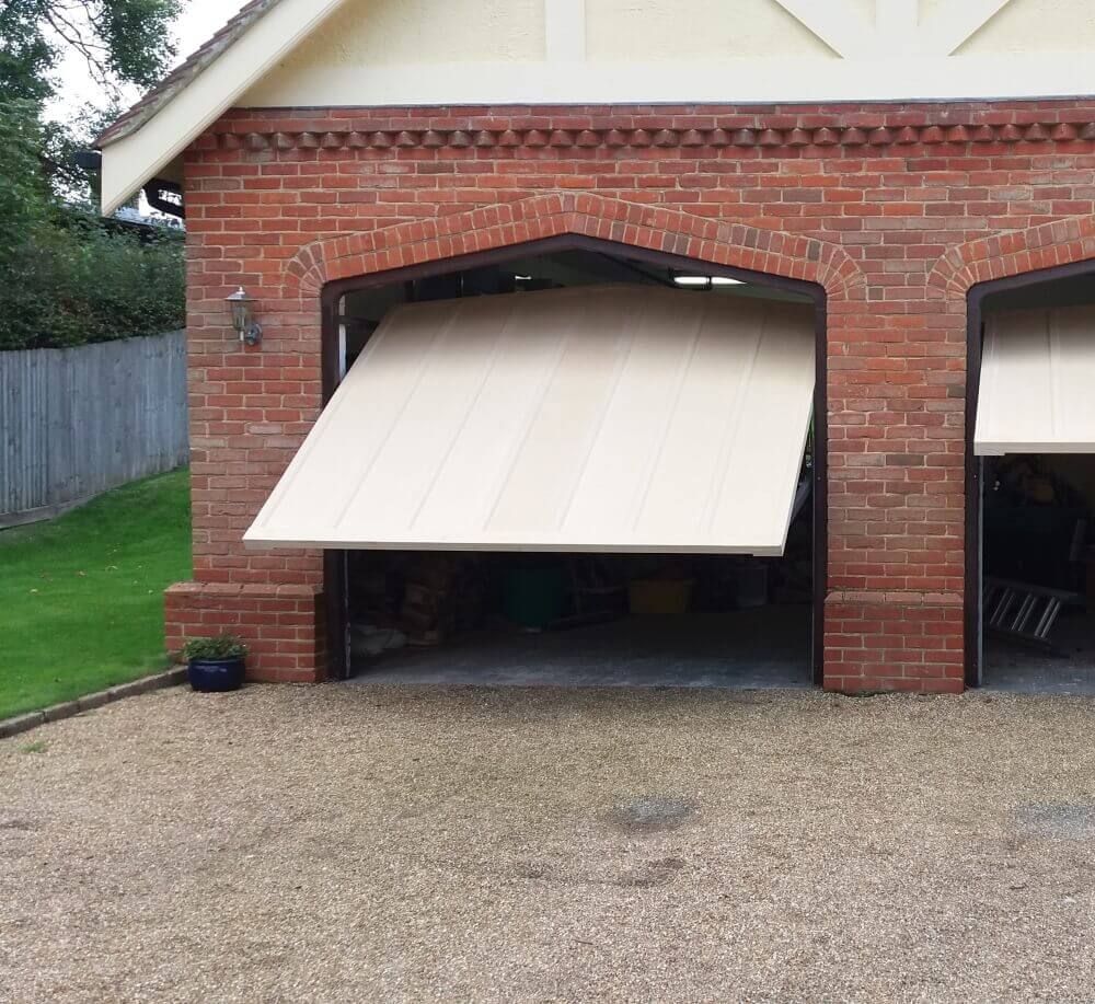Wooden garage doors - Tunbridge Wells