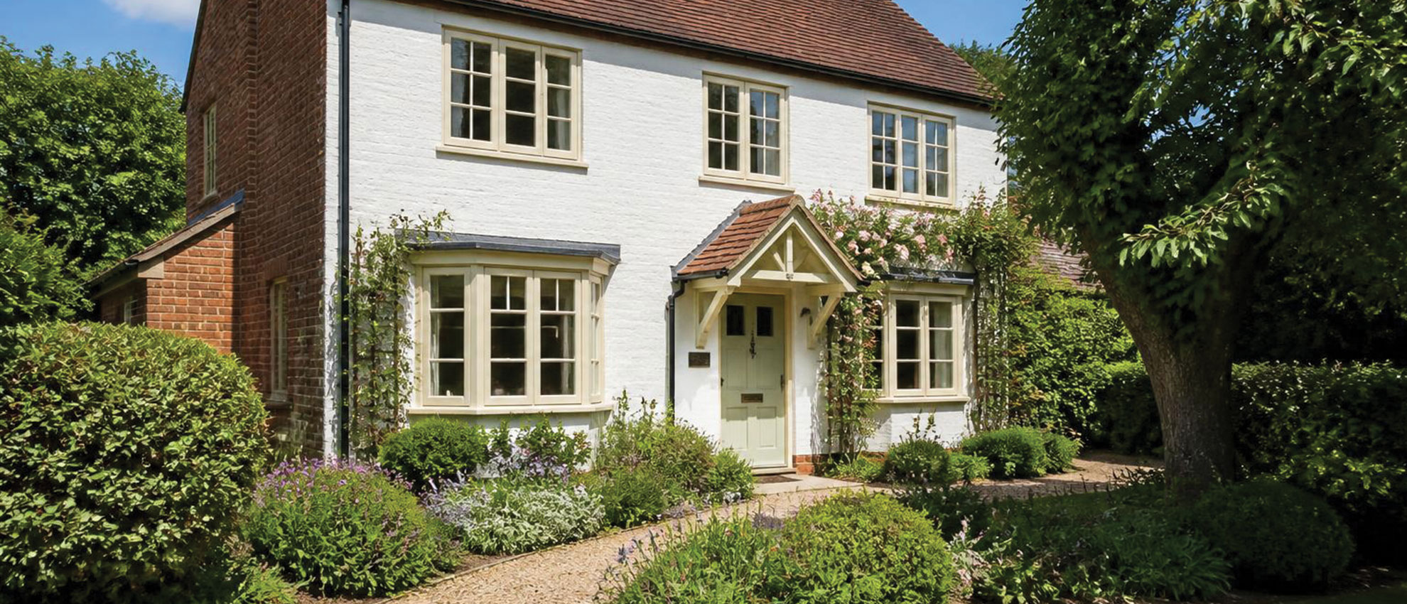 Handcrafted-wooden-Bay-windows-in-Kent